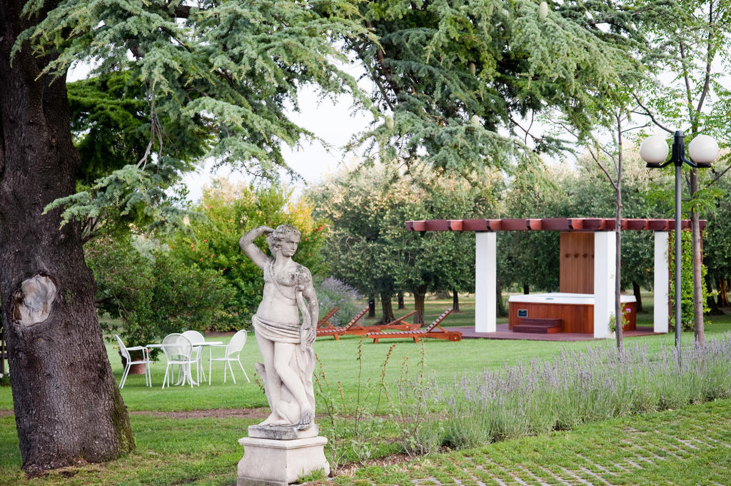 Quercia Belvedere Relais バルドリーノ エクステリア 写真